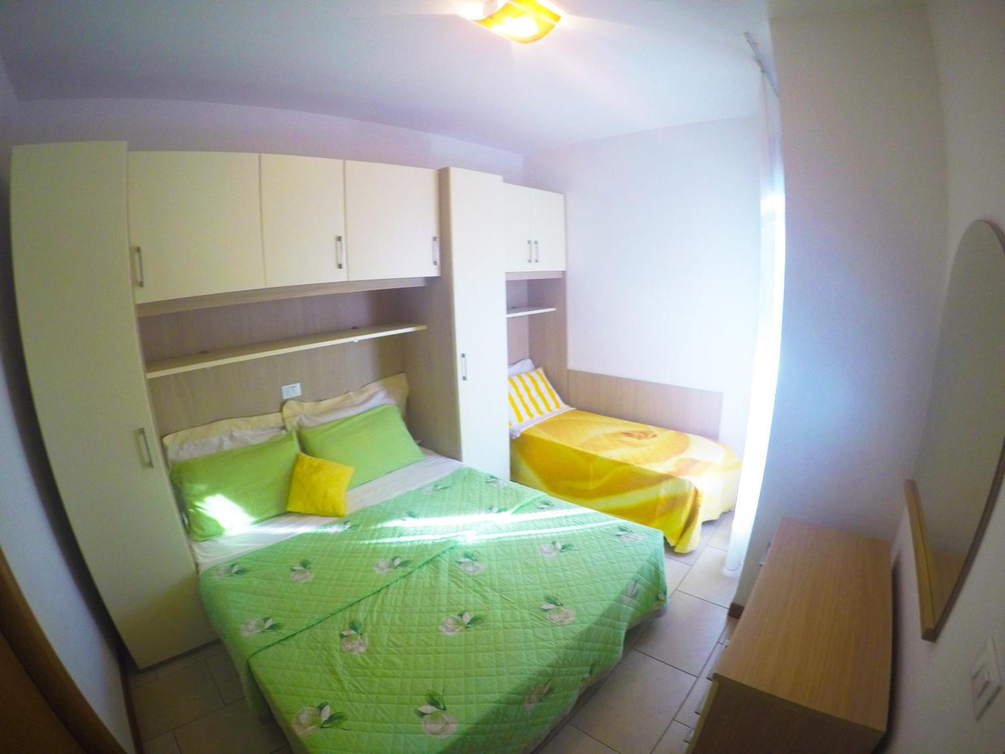 Residence Le Piramidi - Agenzia Cocal Каорле Екстериор снимка